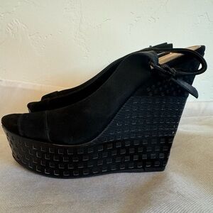 Gianni Bini Noreen Black Wedge Peep Toe Basket Weave Strap Sandals
